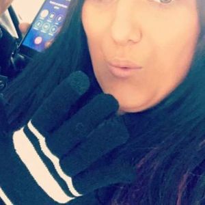 Meet your Posher, Michele